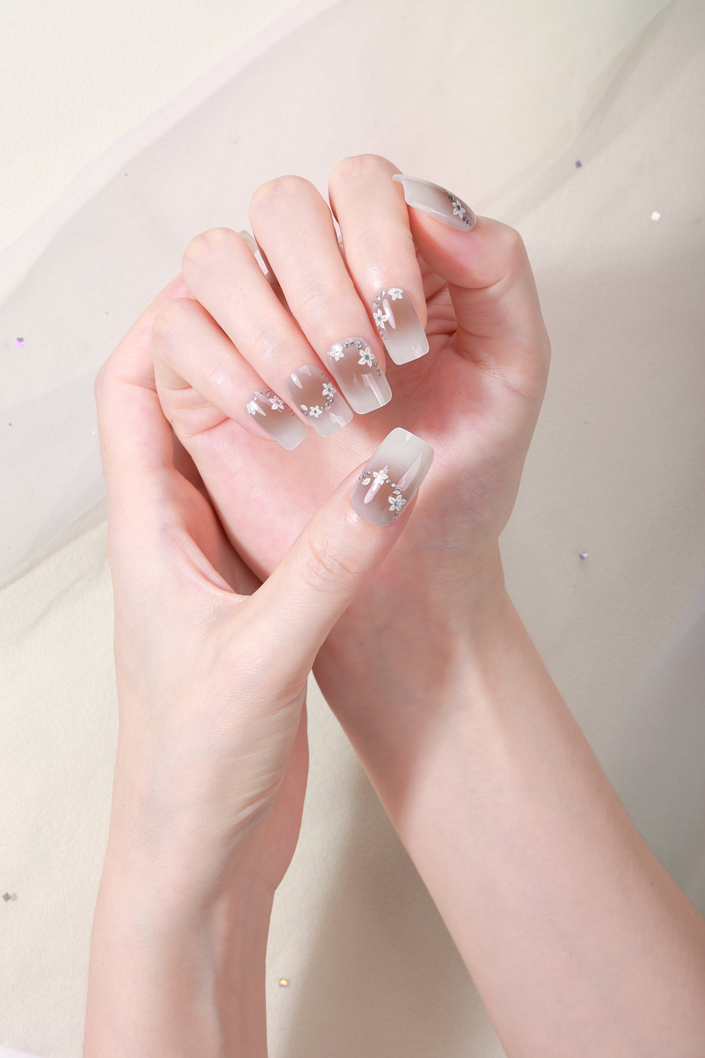 UV-FREE 22 Bridal Blossom 