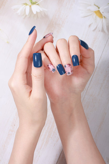 UV-FREE 22 Midnight Blossom